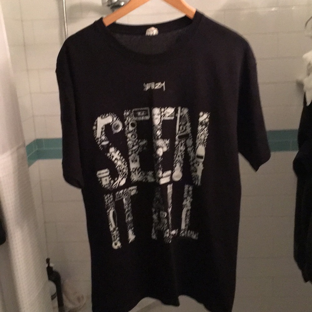 Jeezy collectible black tee, size large